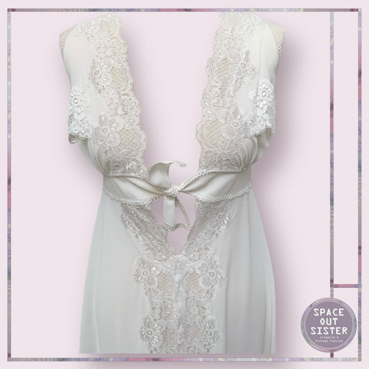 Vintage Keyhole Nightdress