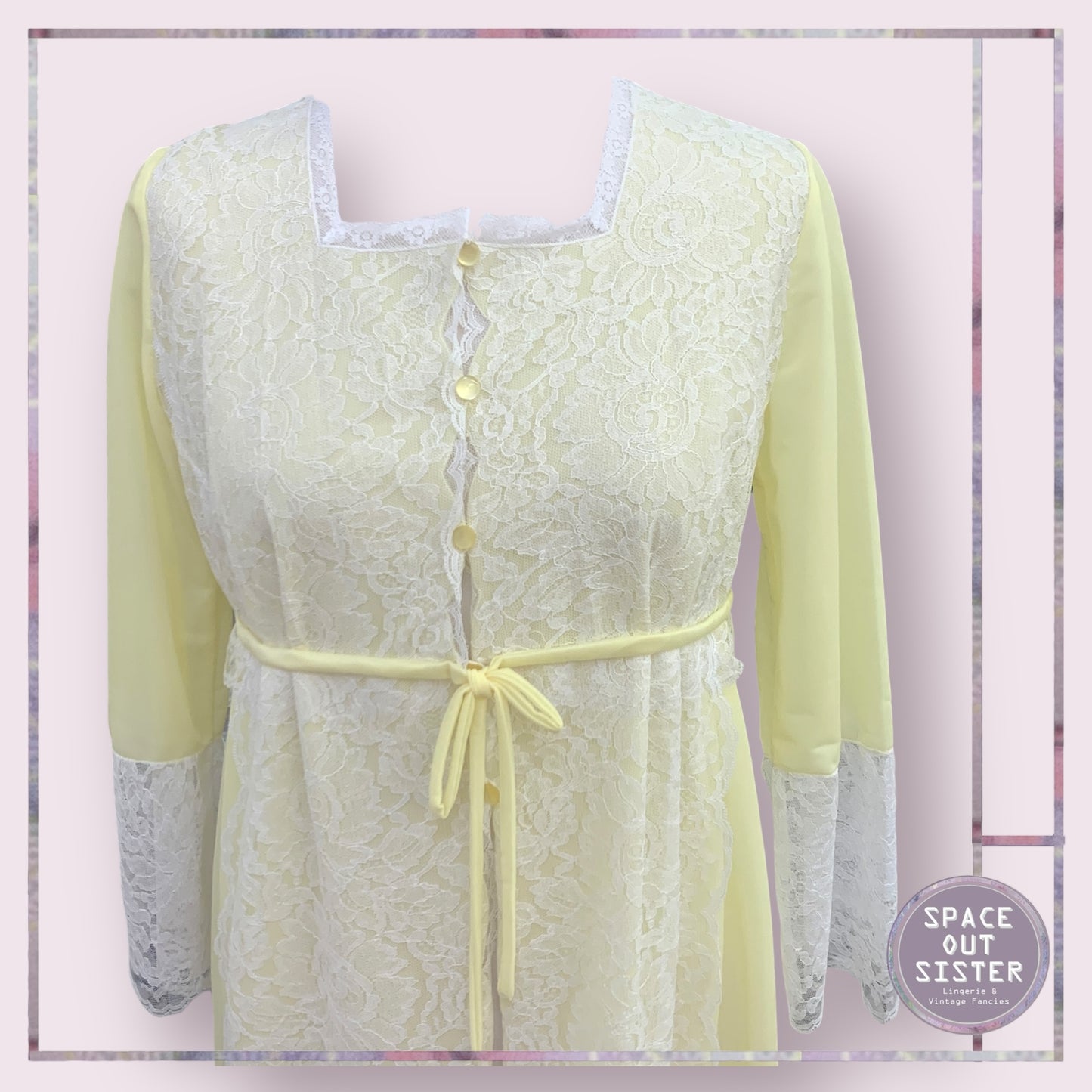 Vintage Lemon & Lace Robe