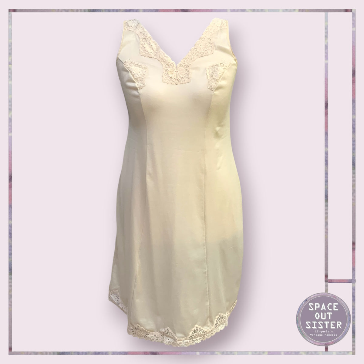 Vintage Crema Slip