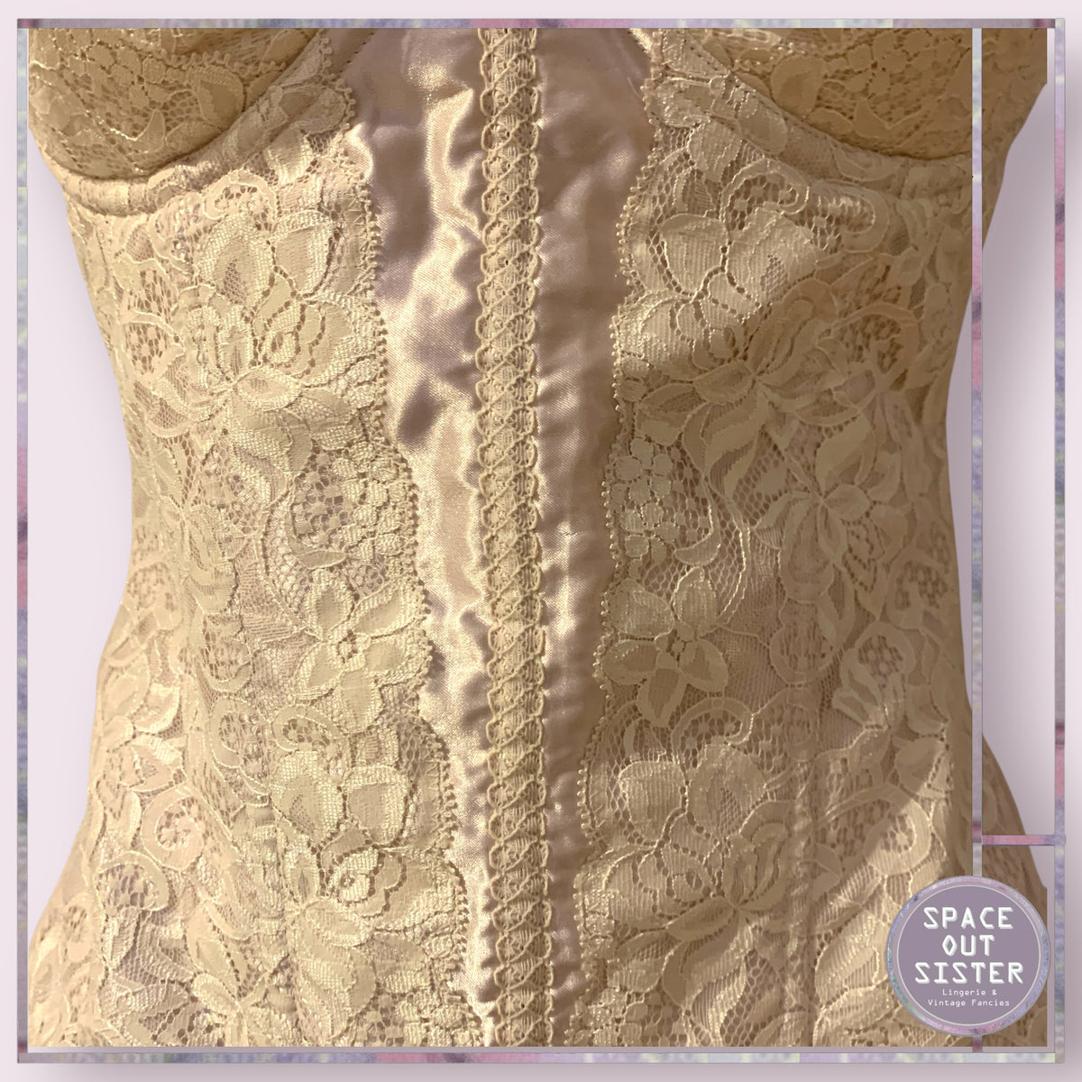 Vintage Champagne Floral Lace Basque