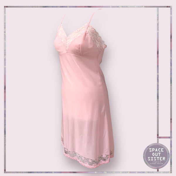 Vintage Daisy Pink Slip