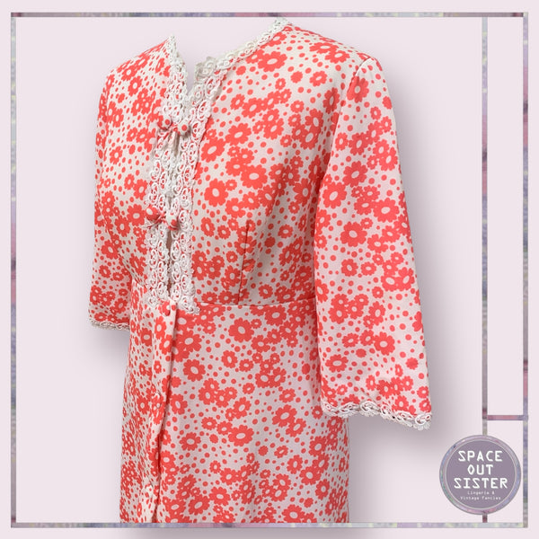 Vintage Circa 1960s Elle Quited Robe